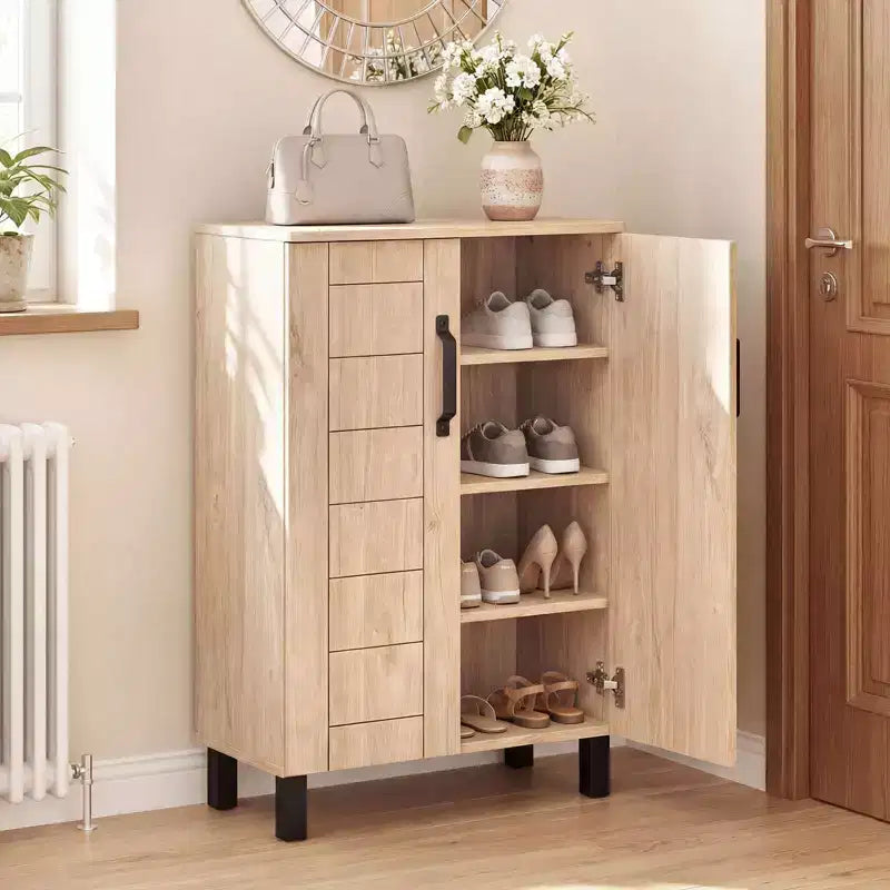 5-Tier Shoe Storage Cabinet with 2 Doors, Removable Shelves & Ventilation, Brown/Natural Oak